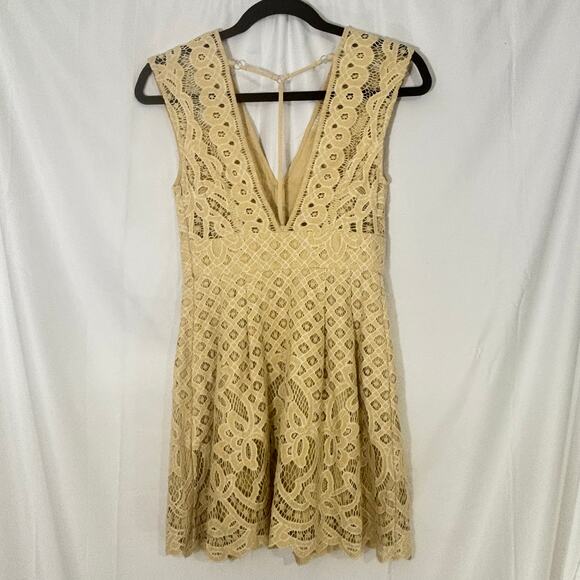 Free People One Million Lovers Lace Mini Dress Beige Size 0 Boho Romantic Party - Picture 5 of 6